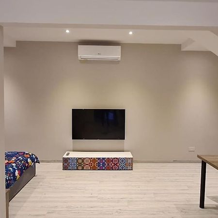 Highly Finished Studio Home In Валета Екстериор снимка